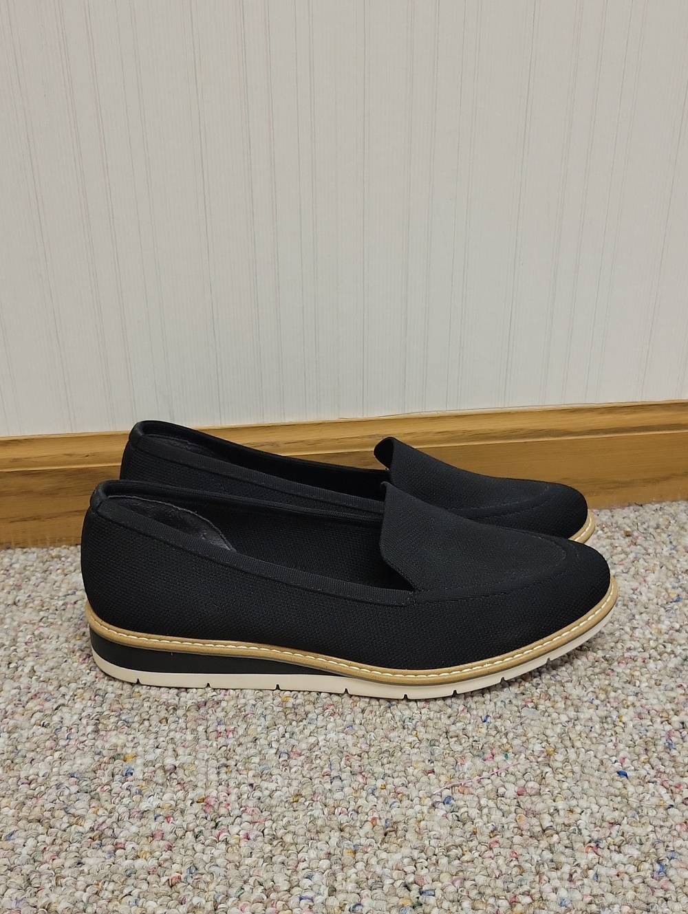 Me Too Alana Black Fabric Slip On Wedge Casual Shoes Sz 8. Coastal Grandma Fall
